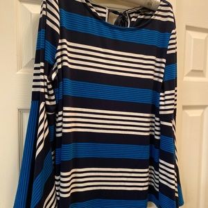 NEW YORK & COMPANY  XL Long Sleeve, Bell Sleeve, Casual,